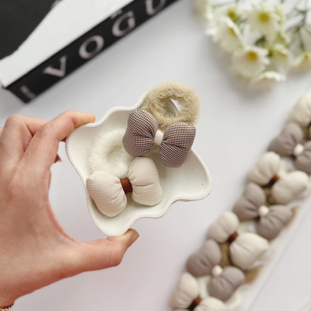 کش پولیشی پاپیون کرم قهوه ای